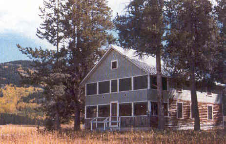 Pearl Hartt house at Pearl Lake State Park area